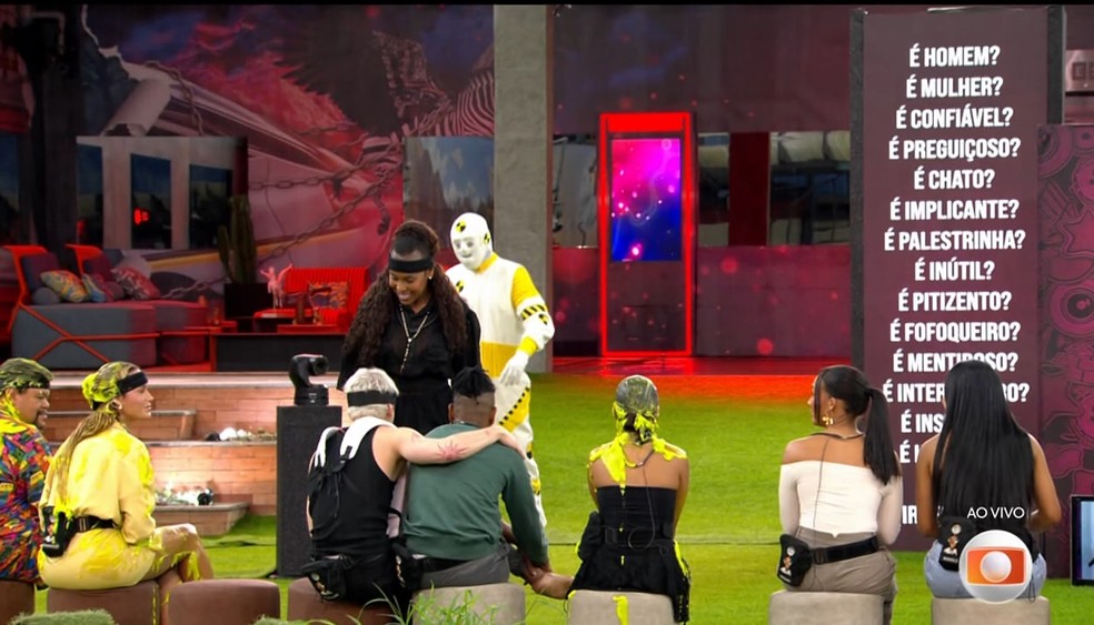 Dinâmica do sincerão no "BBB 26" teve perguntas para tentar adivinhar de quem se tratava — Foto: Reprodução/TV Globo