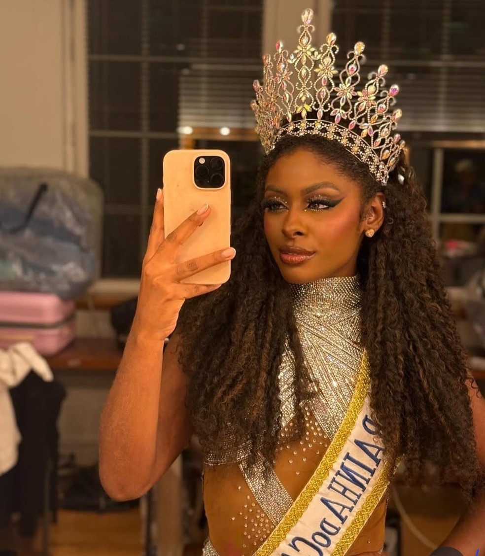 Carol Macharethe, rainha do carnaval de Estocolmo — Foto: rep/ instagram