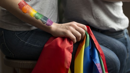 Mês do Orgulho: crimes relacionados à LGBTfobia disparam 562% no Brasil em um ano, aponta levantamento Mês do Orgulho: crimes relacionados à LGBTfobia disparam 562% no Brasil em um ano, aponta levantamento