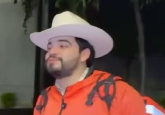 Influencer morto durante live pode ter sido alvo de facção do tráfico após usar chapéu de quadrilha rival - QTU Questões do Universo