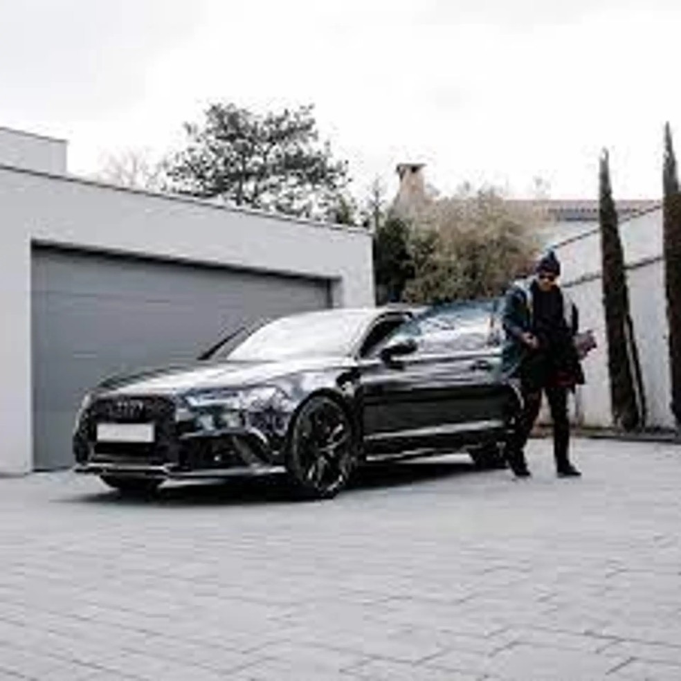 Mercedes rara, Ferrari, Rolls-Royce, Lamborghini: Memphis, do ...