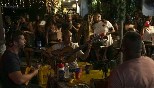 Bares do Rio adiam programação do fim de semana e eventos são cancelados 'por conta do clima de tensão na cidade'