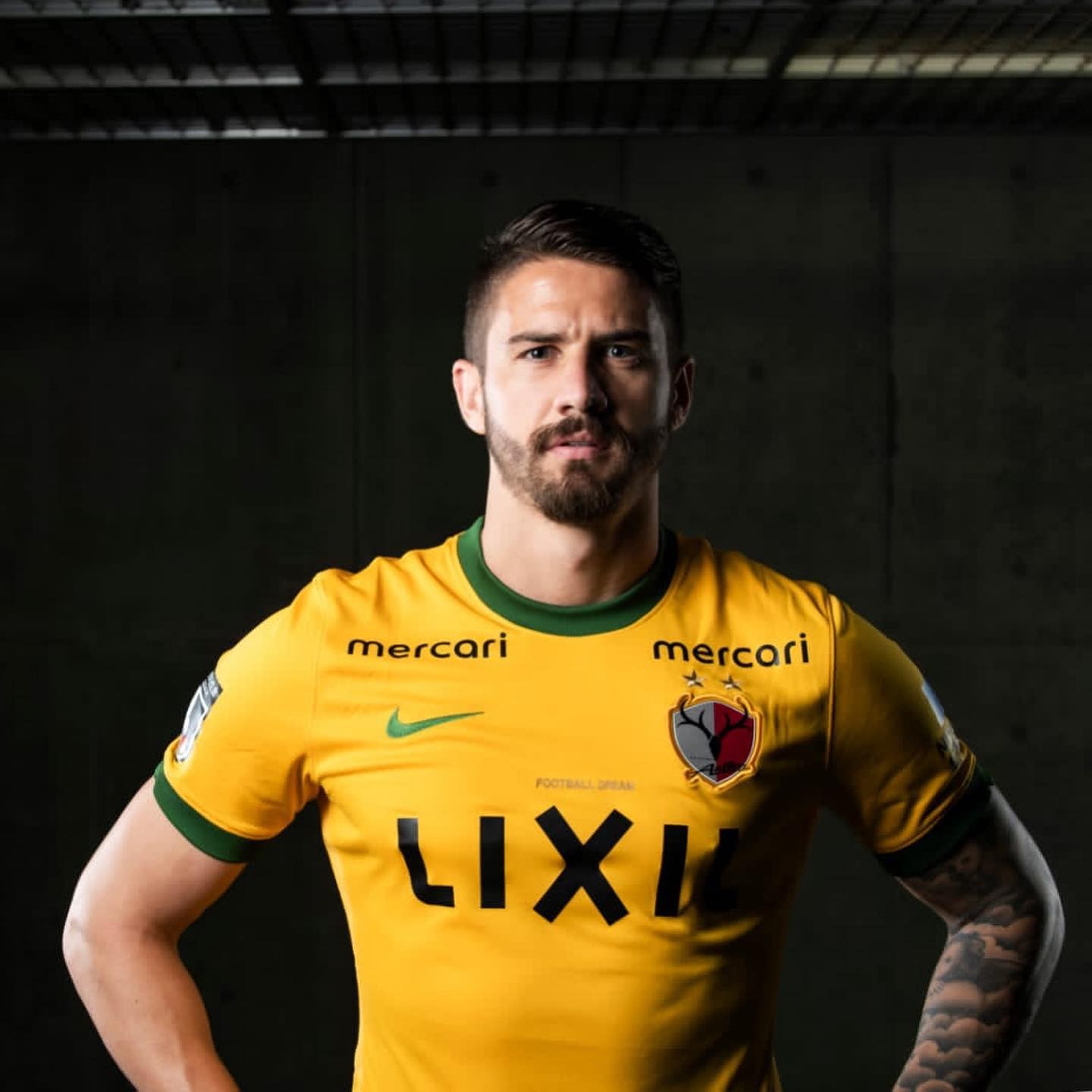 Casado, discreto e pai de dois: quem é o jogador galã do Fluminense por ...