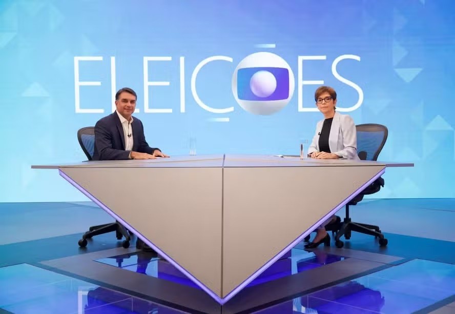 Na Globo, Flávio reclama de ‘terrorismo’ de Lula e promete manter aumento real do salário mínimo e fim da escala 6x1