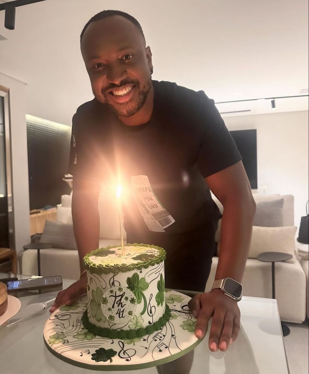 Thiaguinho celebra 41 anos — Foto: Instagram