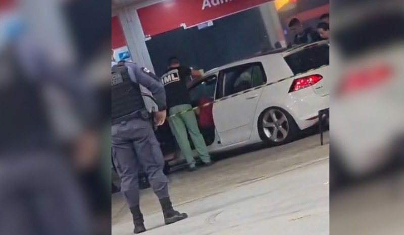 Primos são executados a tiros em posto de combustível em Manaus