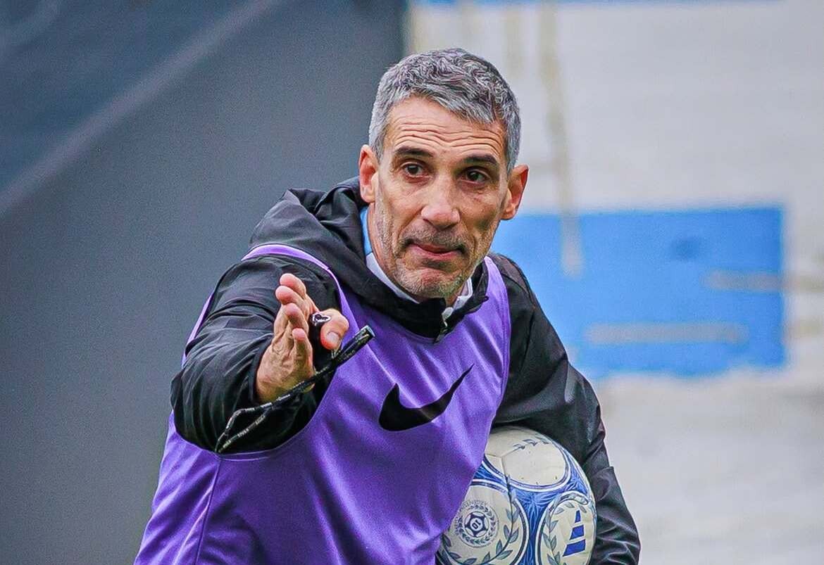 Racing, da Argentina, oficializa demissão do técnico Vojvoda, ex-Fortaleza e Santos