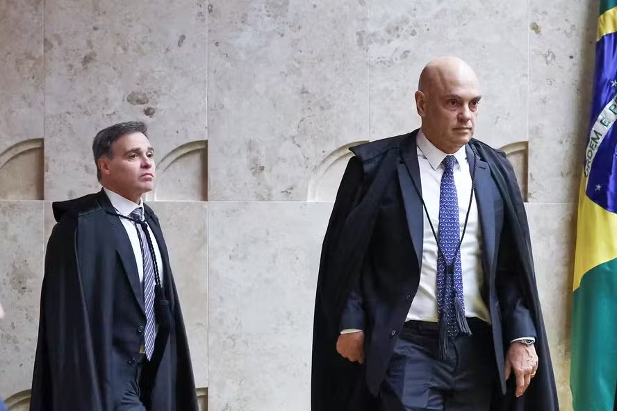 Moraes pede a Fachin julgamento conjunto com relatório sobre Mendonça