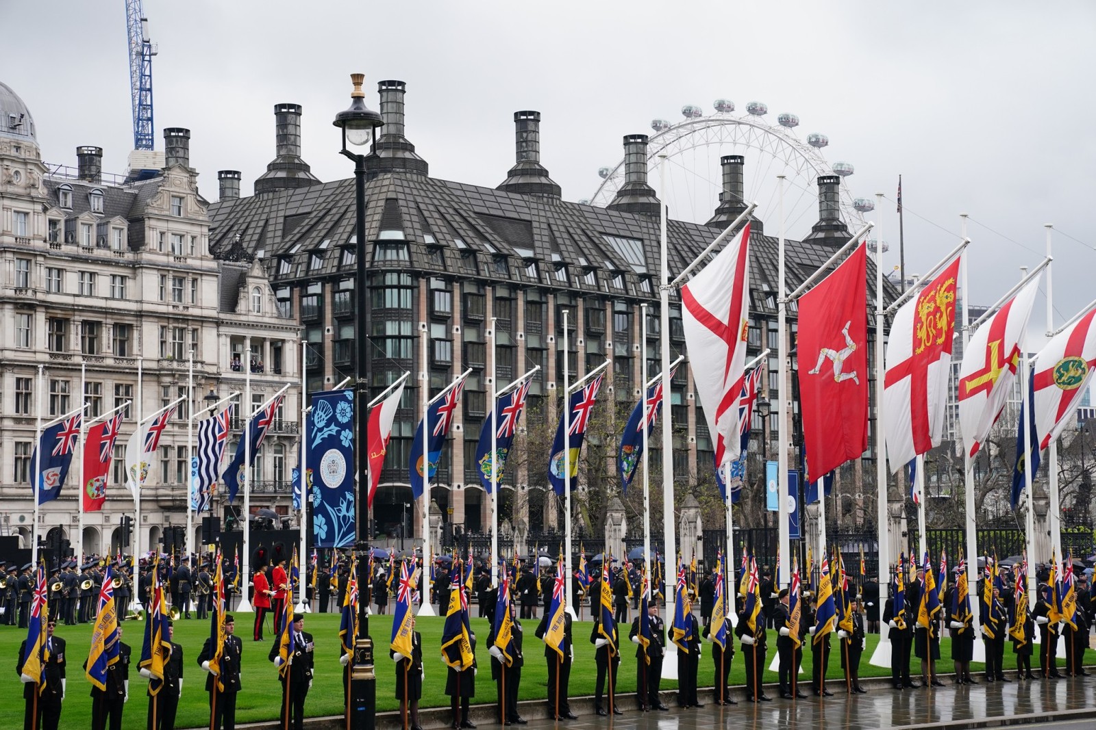 Londres se prepara para celebrar a coroação do rei Charles III — Foto: AFP