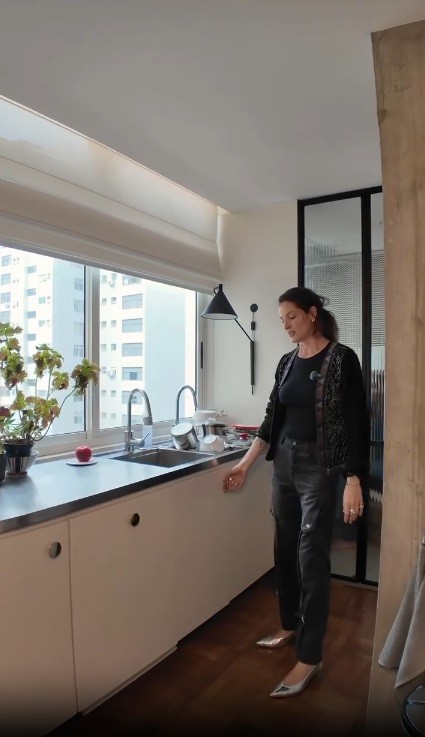 Alessandra Negrini coloca à venda apartamento em São Paulo — Foto: Reprodução/Instagram