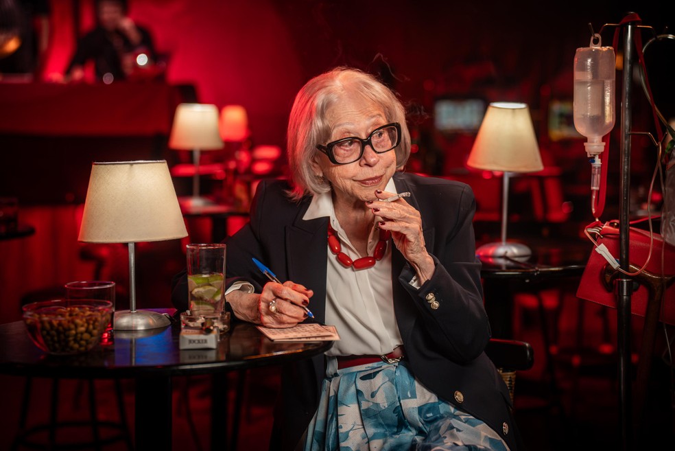 Fernanda Montenegro como Dona Laura na série ‘Emergência 53’ — Foto: Laura Campanella/Divulgação