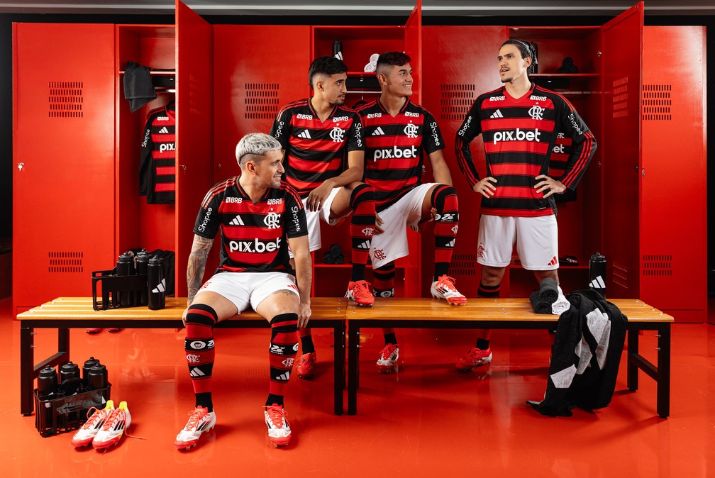 O novo uniforme 1 do Flamengo — Foto: Divulgação/Adidas