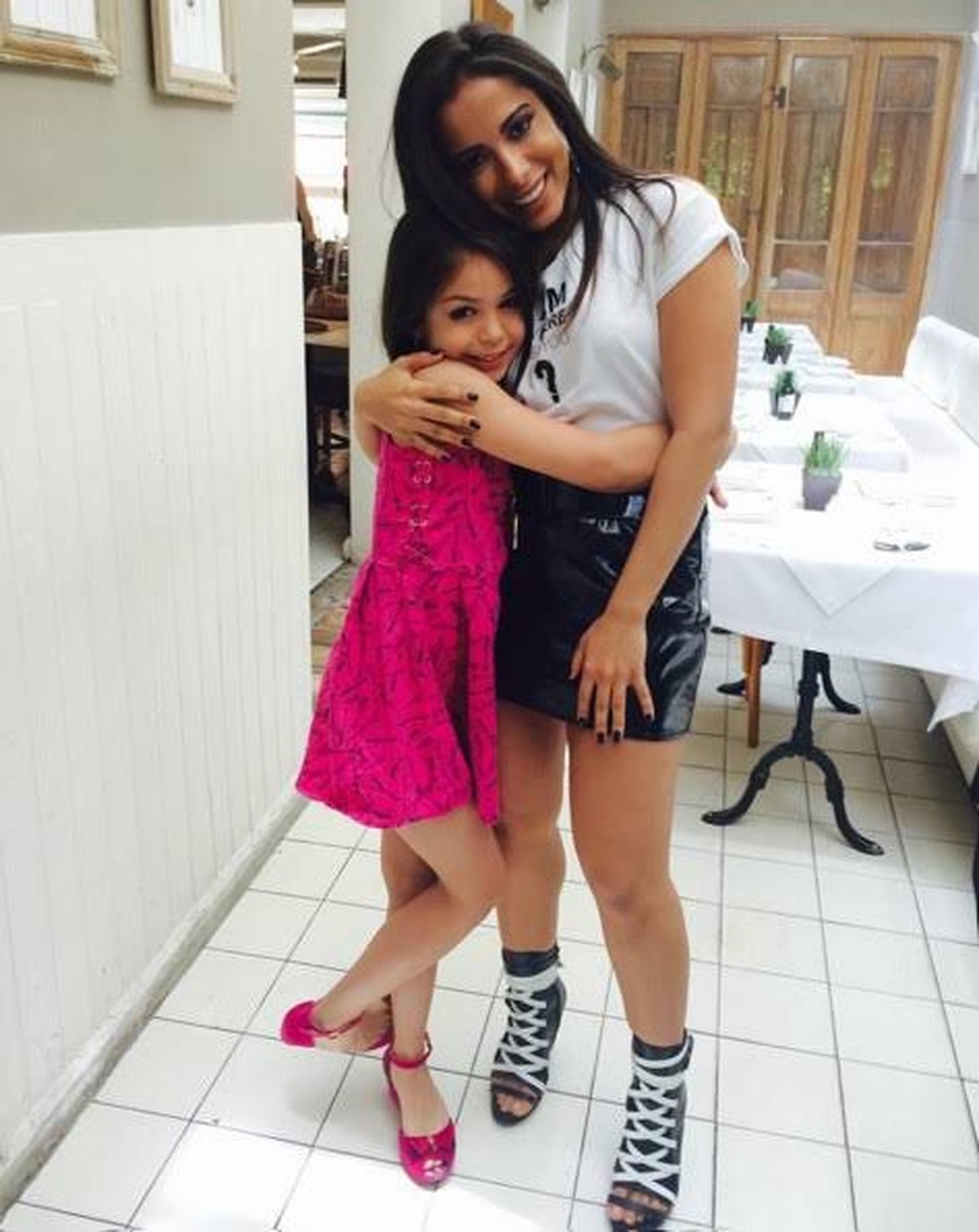 MC Melody com Anitta &mdash; Foto: Instagram