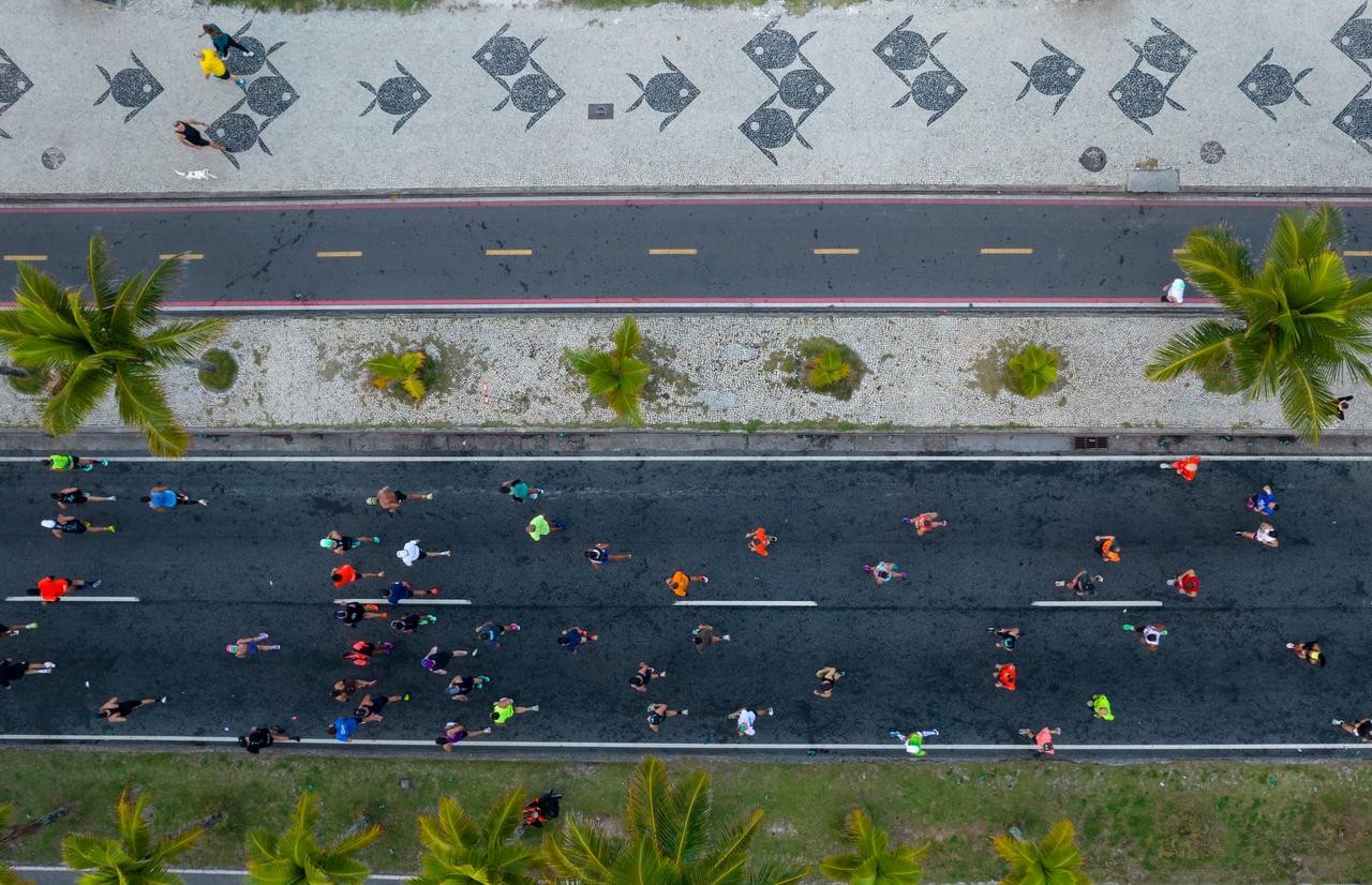 Gelada Maratona do Rio: corredores enfrentam segundo dia mais frio do ano na cidade