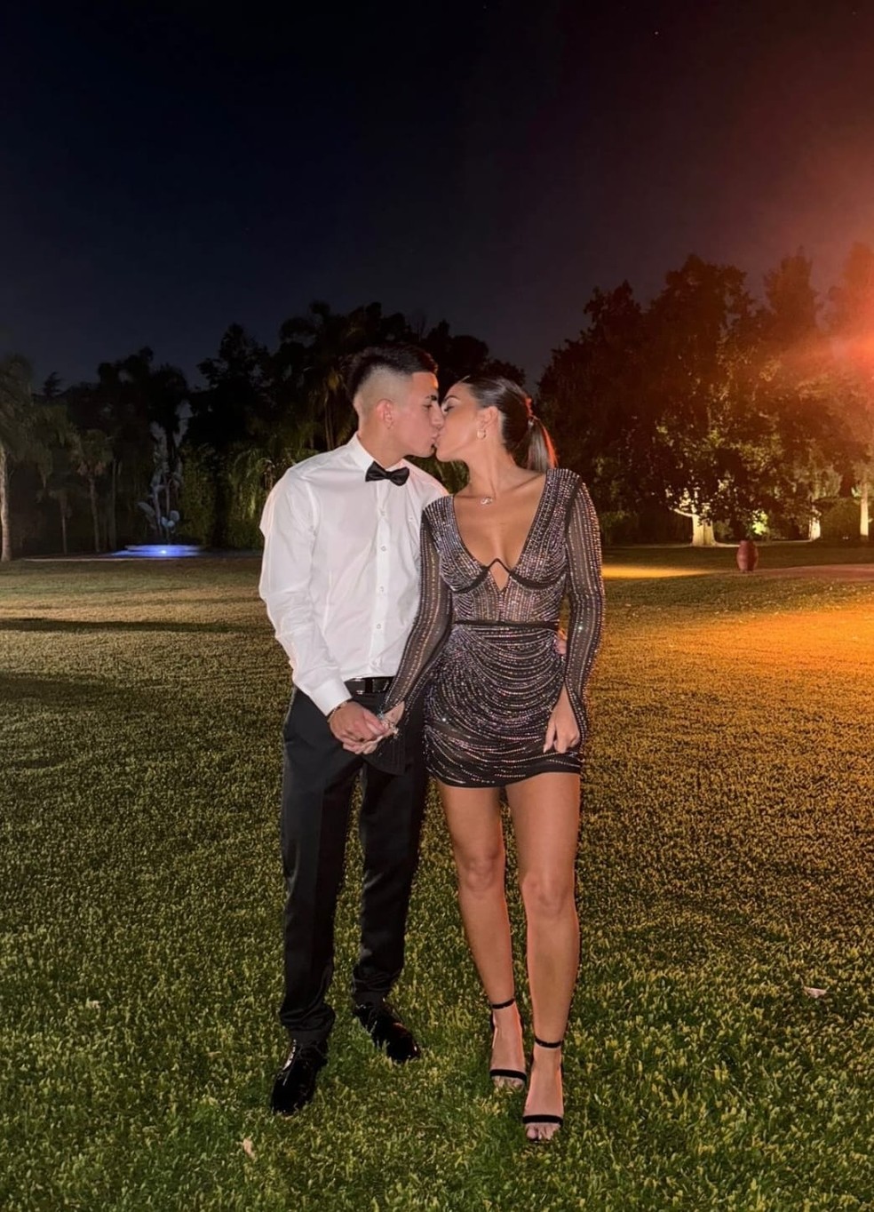 Thiago Almada, novo jogador do Botafogo, e a namorada Antonella D'Alotta &mdash; Foto: rep/ instagram