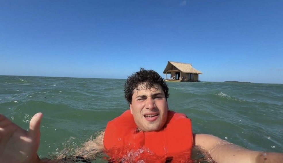 Influencer encontra o 'local mais remoto para alugar por temporada no mundo': no meio do mar — Foto: Reprodução/TikTok