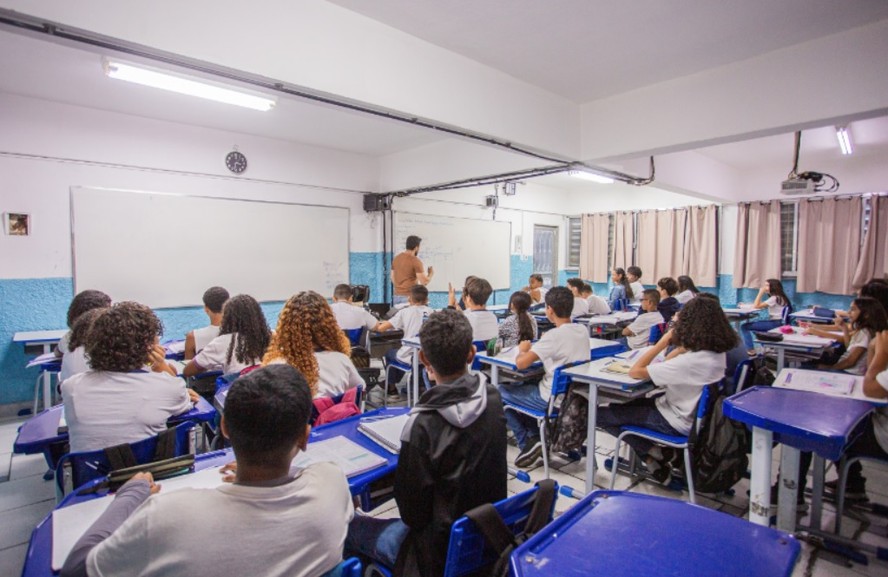 Sala de aula: professores da educação infantil e dos ensinos fundamental e médio têm direito a aposentadoria especial