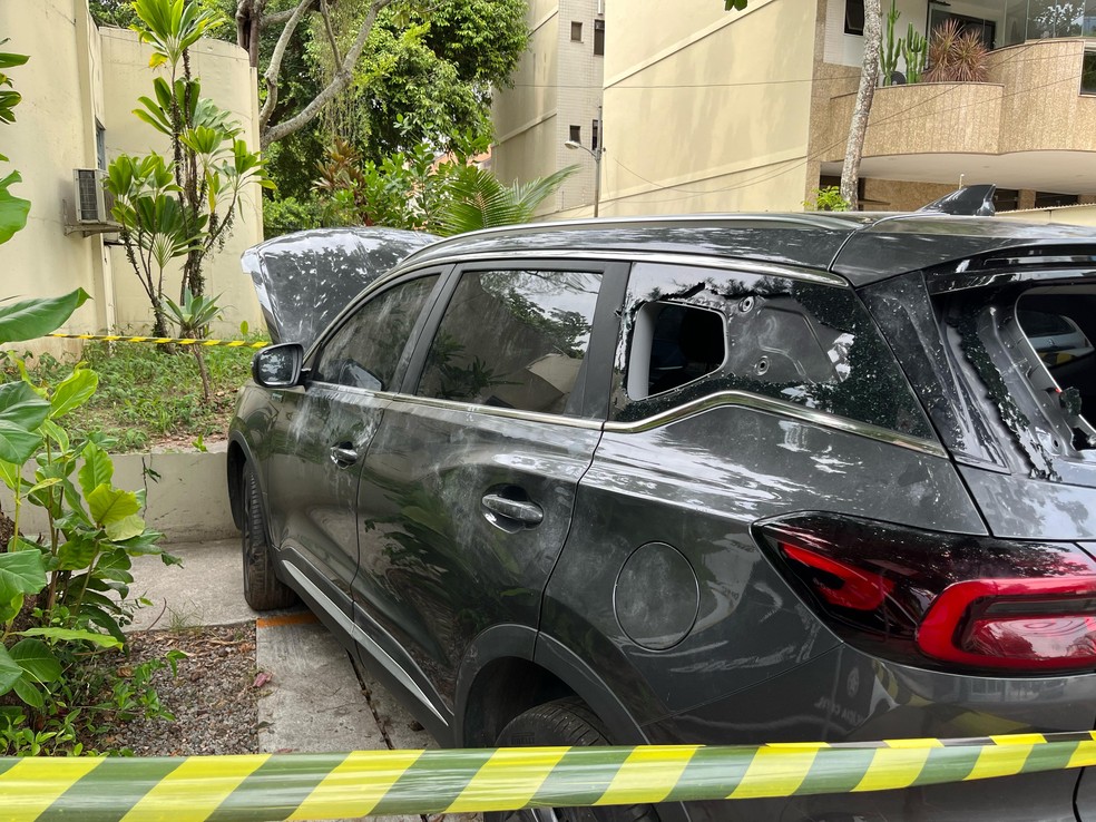 Veículo apreendido pela Favela de Antares, na Zona Oeste do Rio, foi usado na ação de criminosos que acabou com a morte do policial civil João Pedro Marquini — Foto: Reprodução