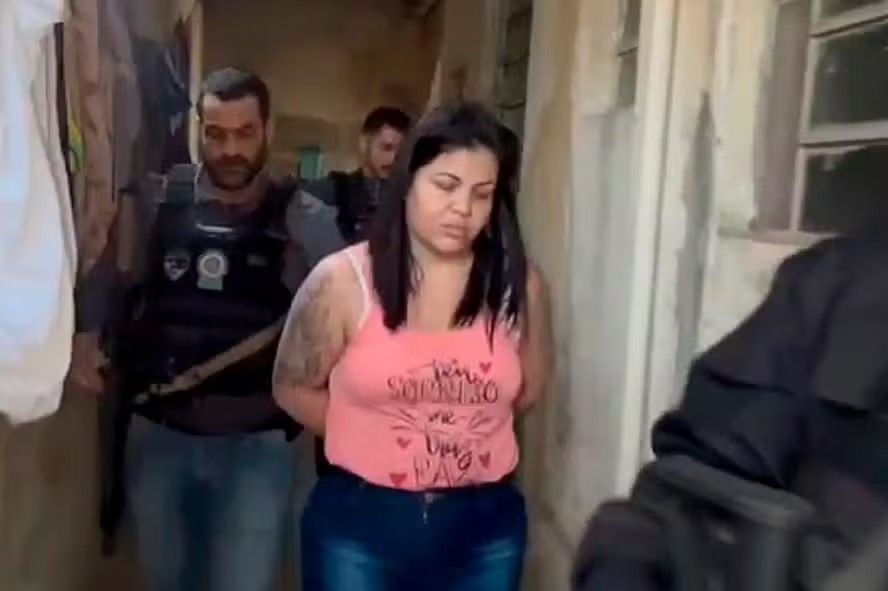 Fernanda foi presa por suspeita de ter assassinado um vizinho no Cachambi