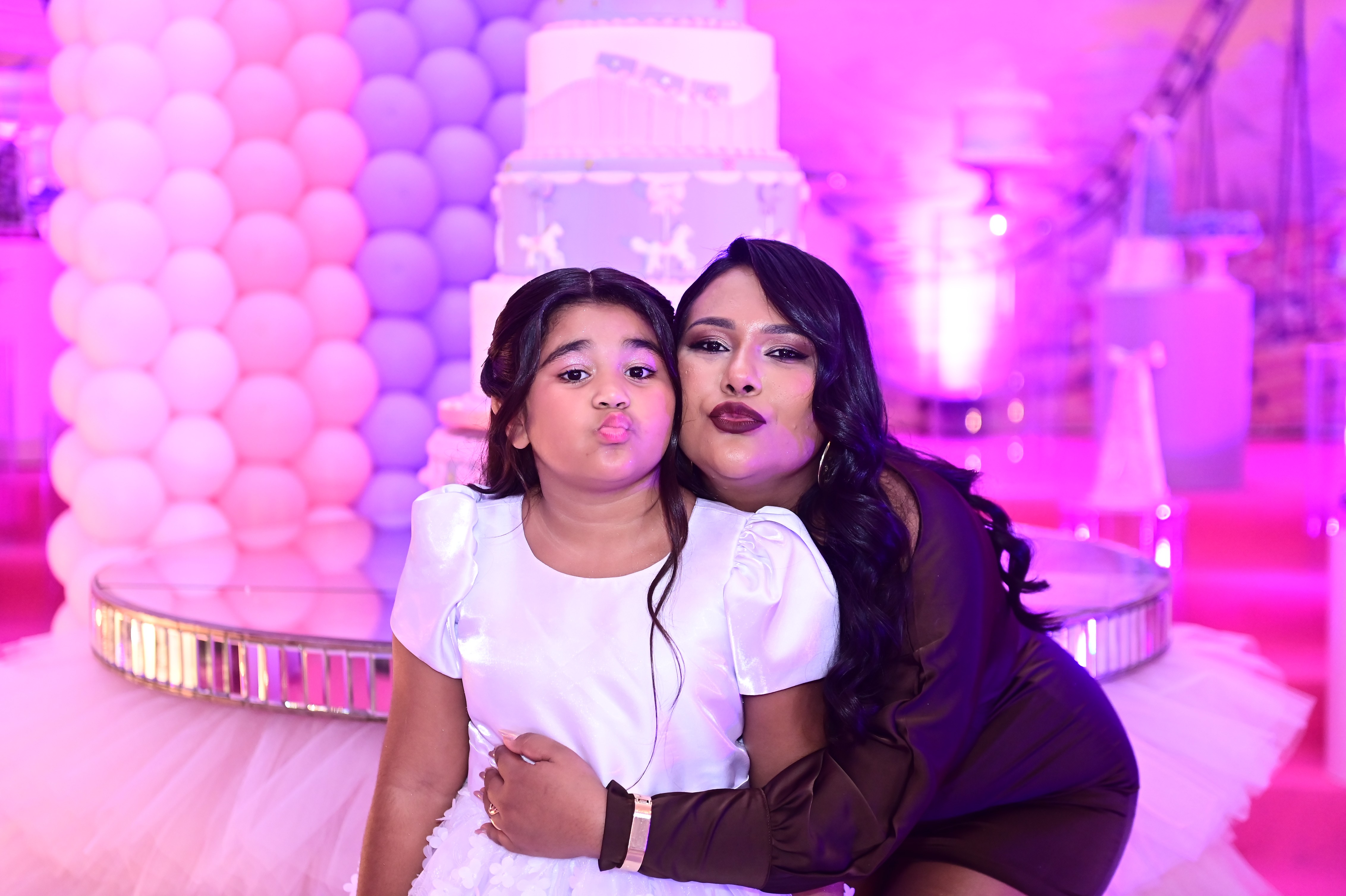 Chaiany realiza sonho e prepara festão surpresa para a filha após o 