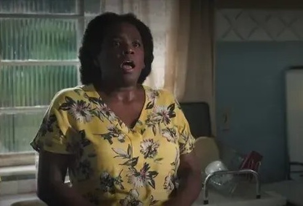 Jussara (Tatiana Tiburcio) em "Terra e paixão" — Foto: Reprodução/TV Globo