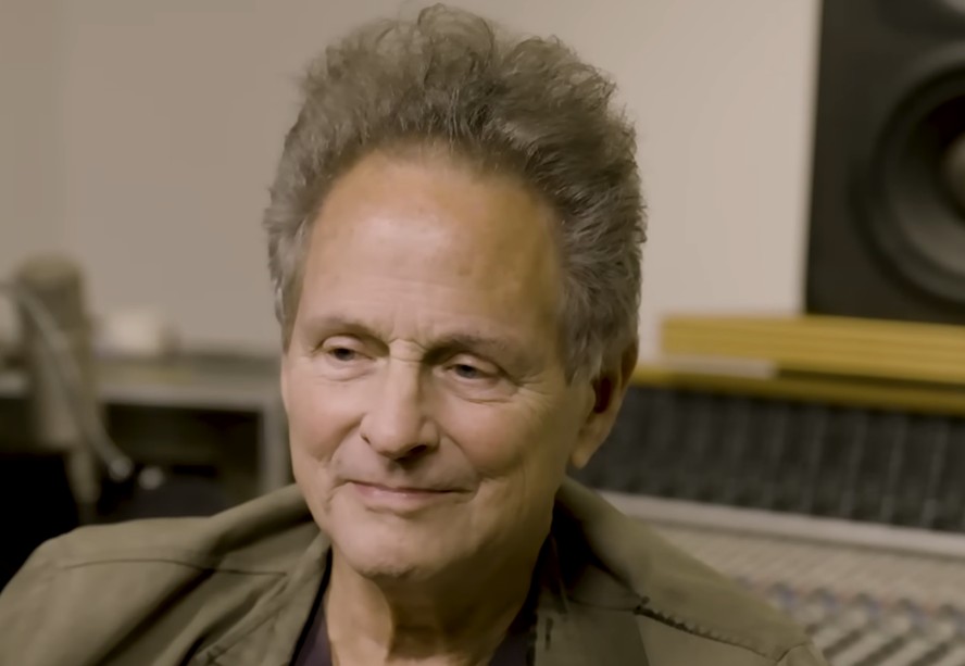 Lindsey Buckingham foi atacado por suposta stalker