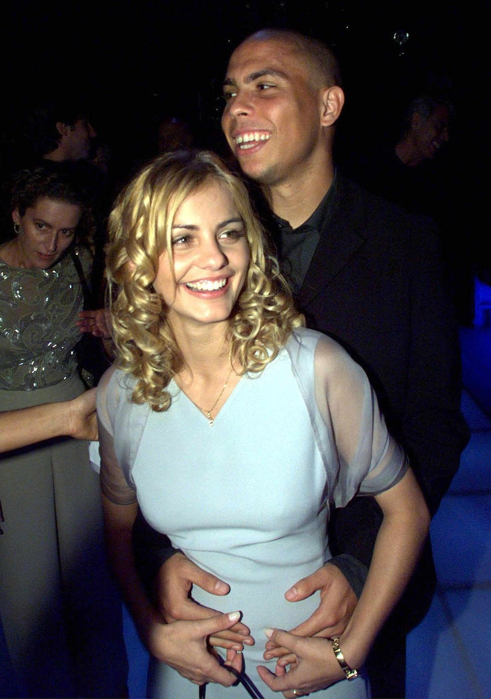 Milene Dominggues e Ronaldo em 1999 — Foto: Carlo Ferraro/Arquivo