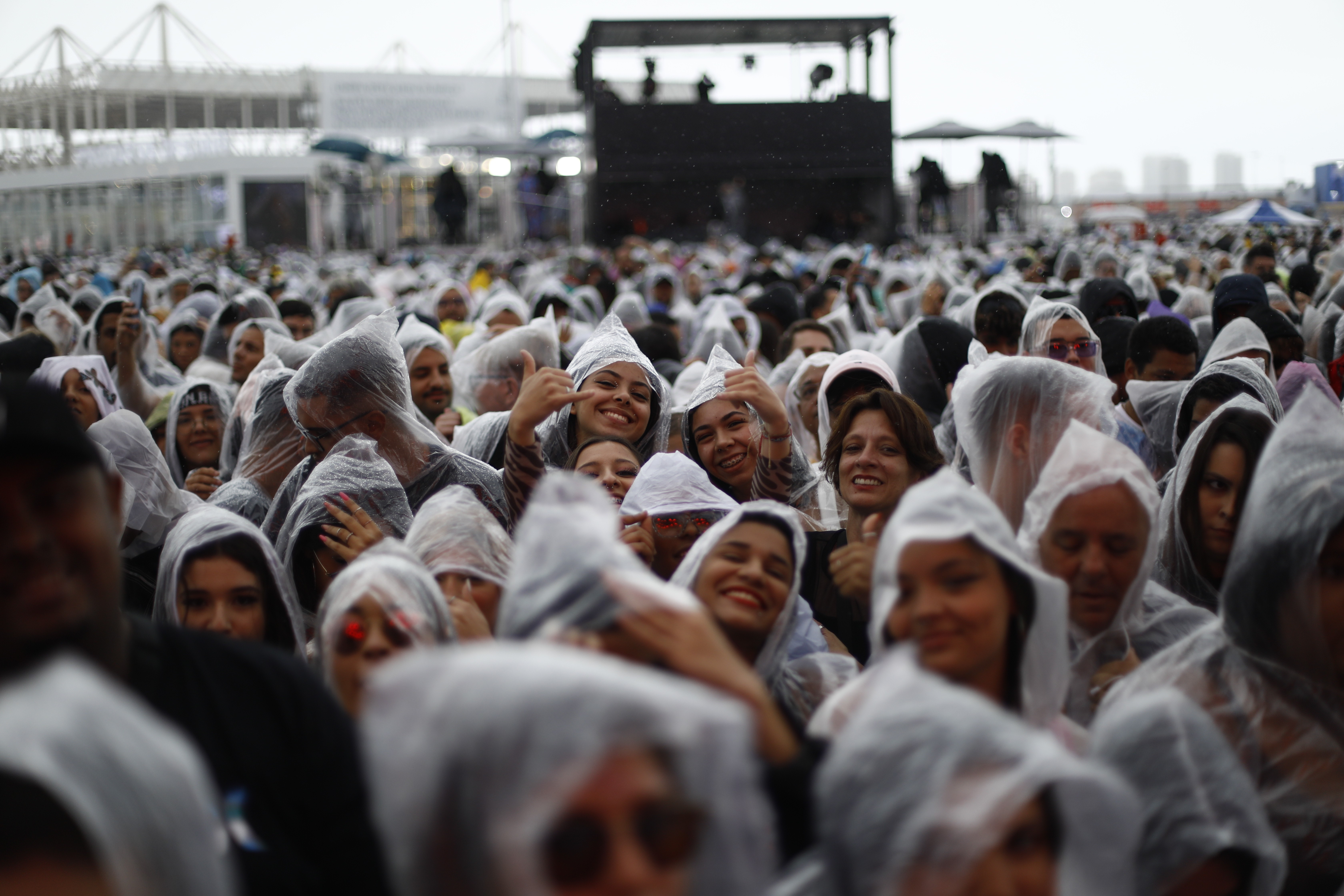 Cacique Cobra Coral recebe recorde de pedidos para impedir chuva no Rock in Rio, mas não há acordo com festival - QTU Questões do Universo