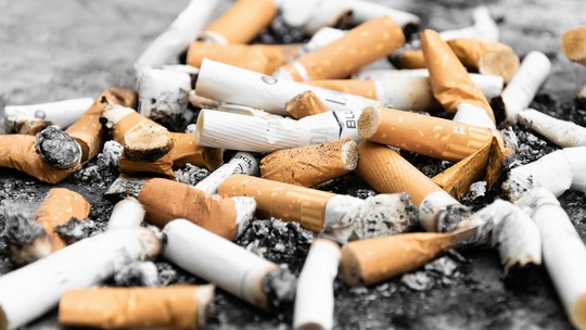 Cigarro: parar de fumar (em qualquer idade) pode trazer benefícios? Pesquisador responde