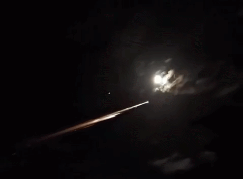 Uma tonelada de lixo espacial cai na Terra toda semana