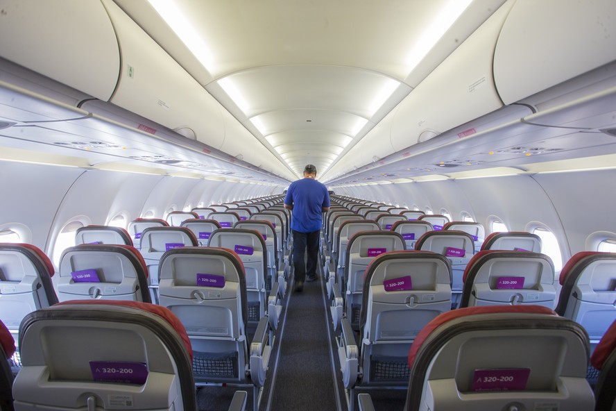 Passageiros da Air New Zealand serão pesados em pesquisa da companhia aérea