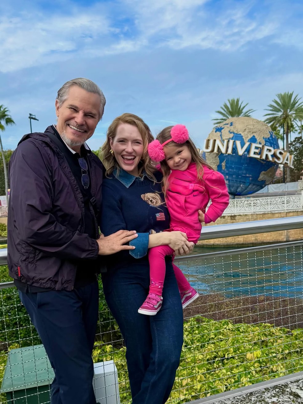 Edson Celulari com a mulher Karin Roepke e a filha Chiara — Foto: Instagram/reprodução