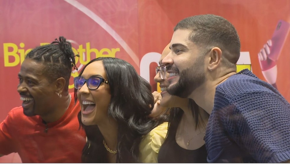 Maxiane, Rafaella, Leandro e Marcelo, da casa de vidro do Nordeste do 'BBB 26' — Foto: Reprodução/Canal de WhatsApp do BBB 26