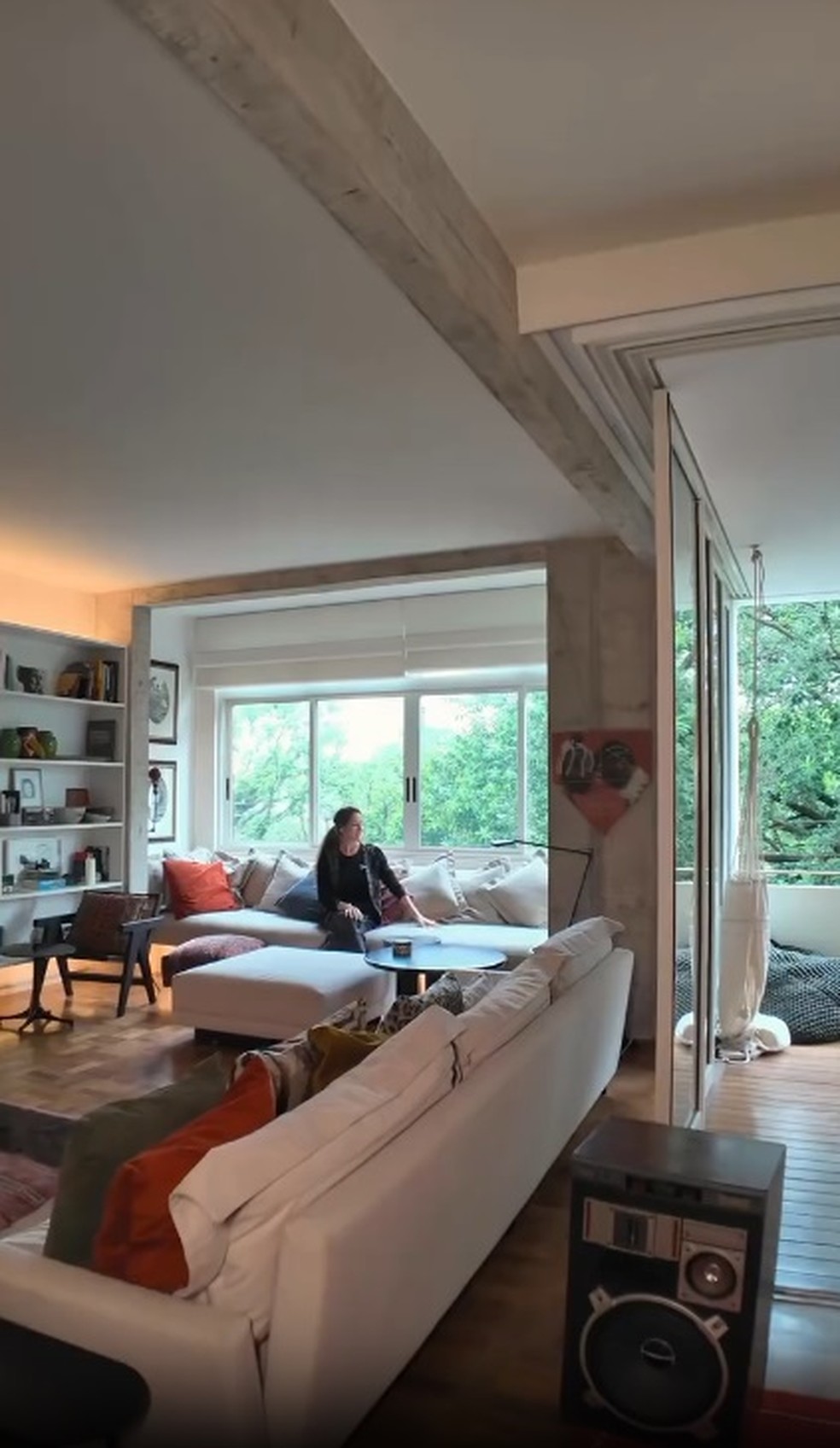Alessandra Negrini coloca à venda apartamento em São Paulo — Foto: Reprodução/Instagram