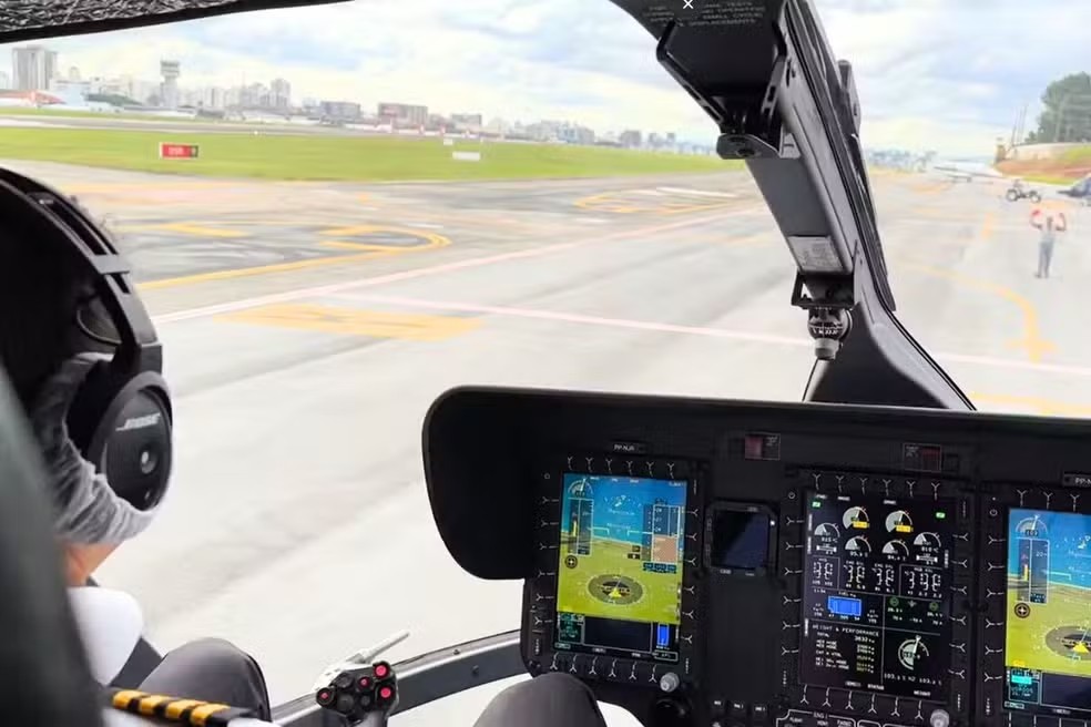 Interior da aeronave — Foto: NR Sports