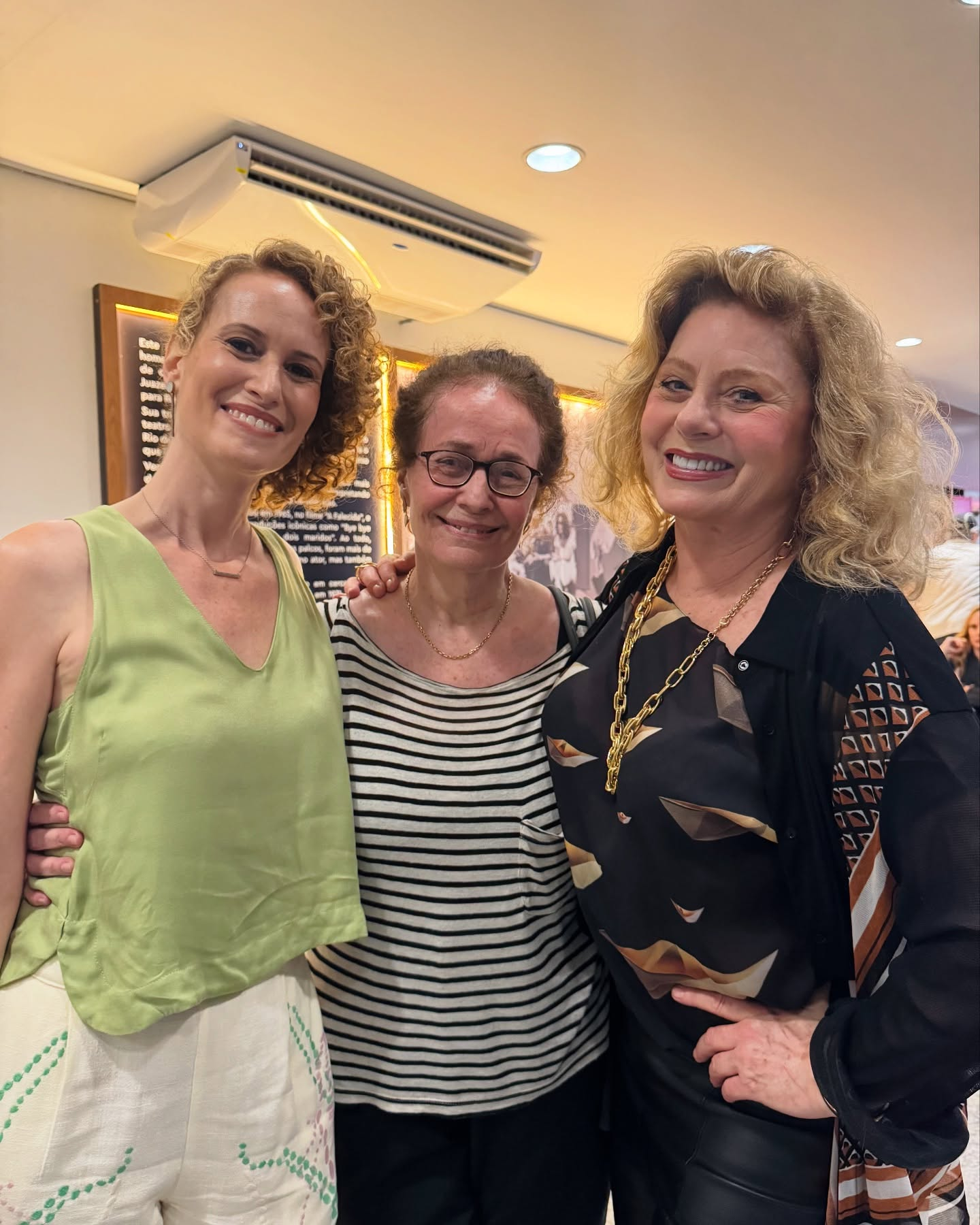 Isabel Wilker, Renée de Vielmond e Vera Fischer — Foto: reprodução/ instagram