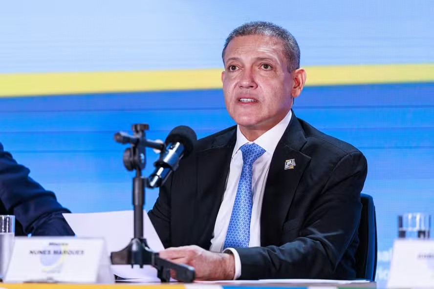 Ministros do STF e do TSE descartam anulação das eleições defendida por Flávio Bolsonaro e reconhecem vitória de Lula nas urnas