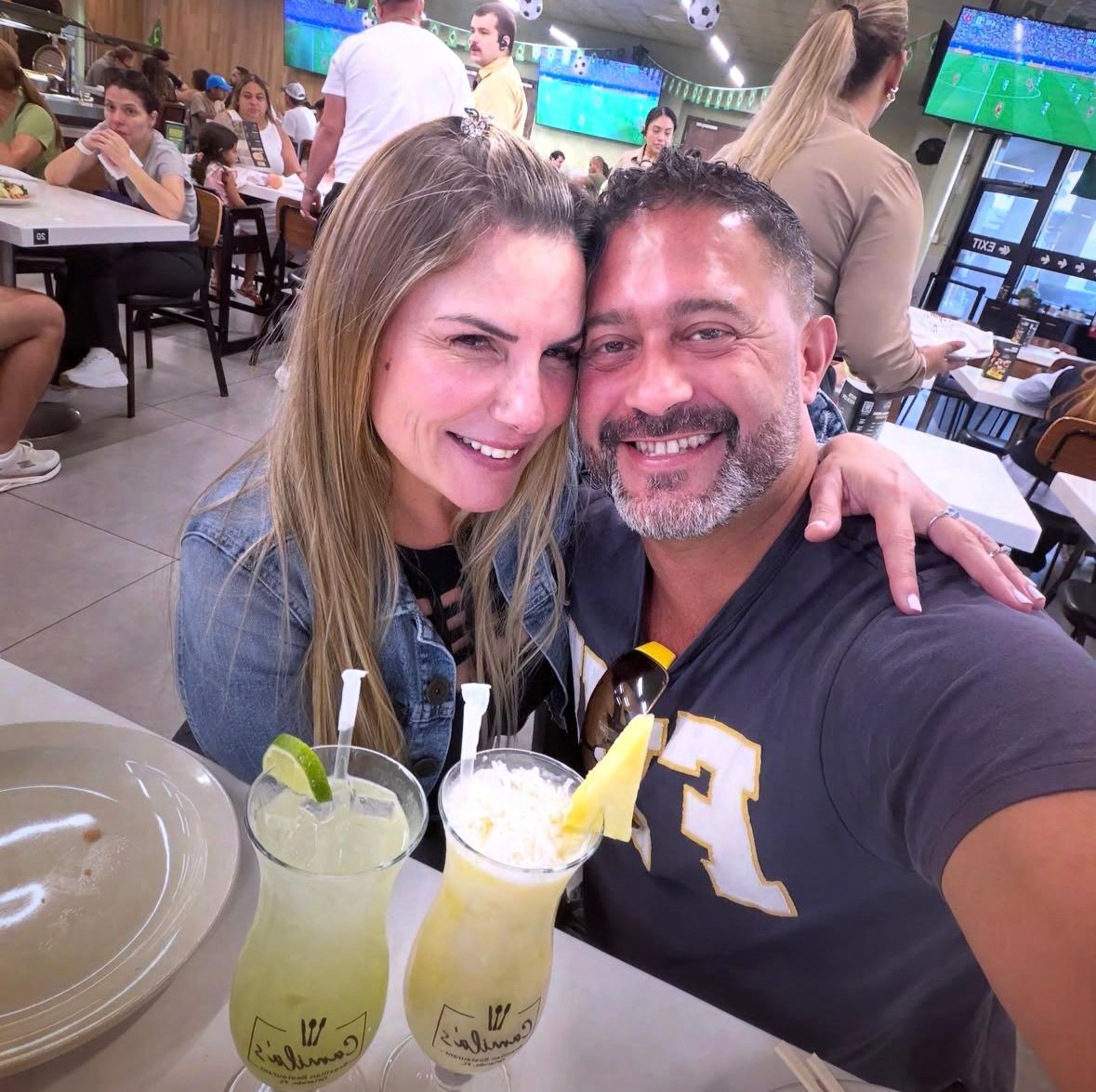 Ex de Tom Veiga, intérprete de Louro José, vive novo amor cinco anos após a morte do ator