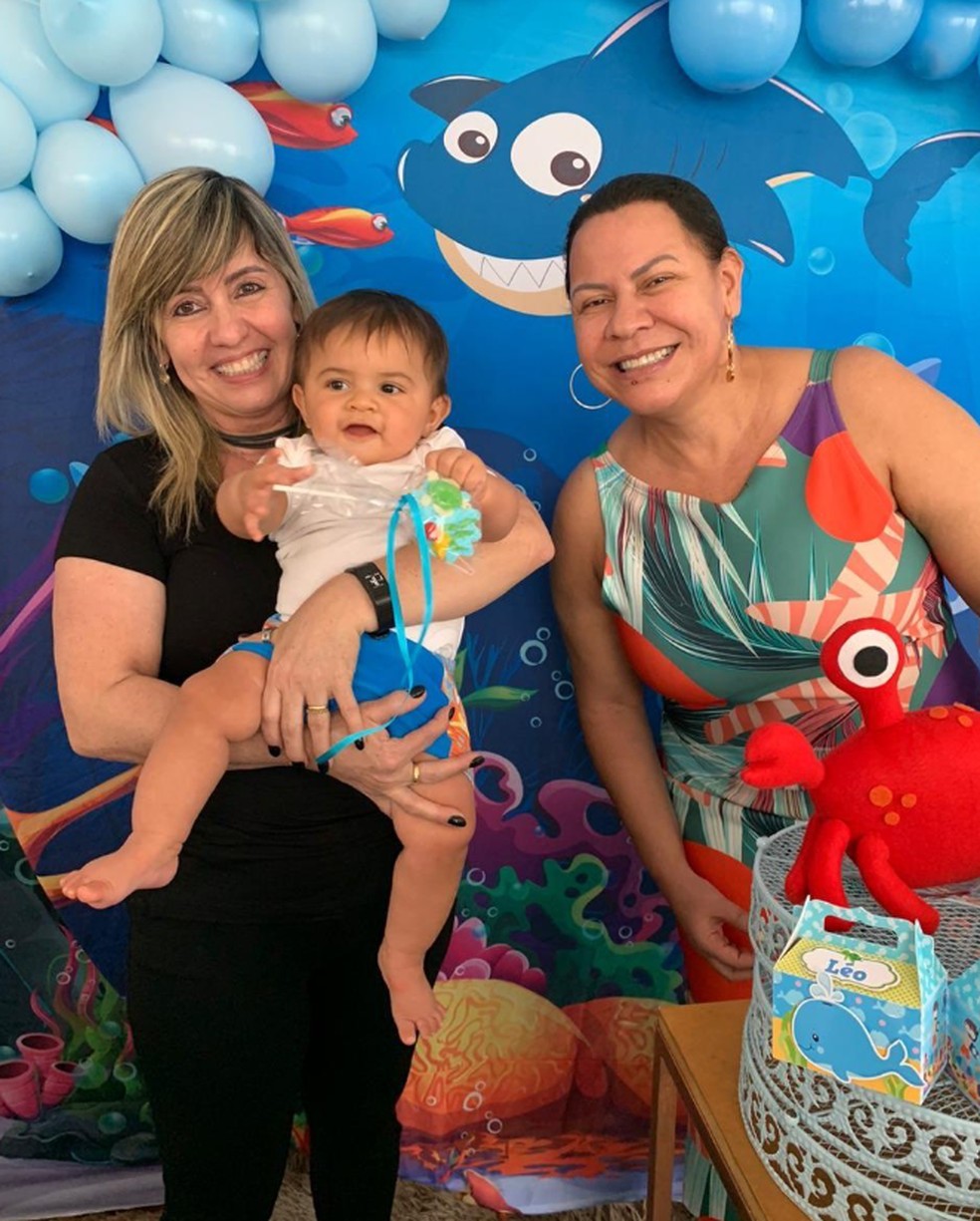Zaida Huff, mãe de Murilo Huff, e Dona Ruth no aniversário de Léo — Foto: Reprodução/Instagram
