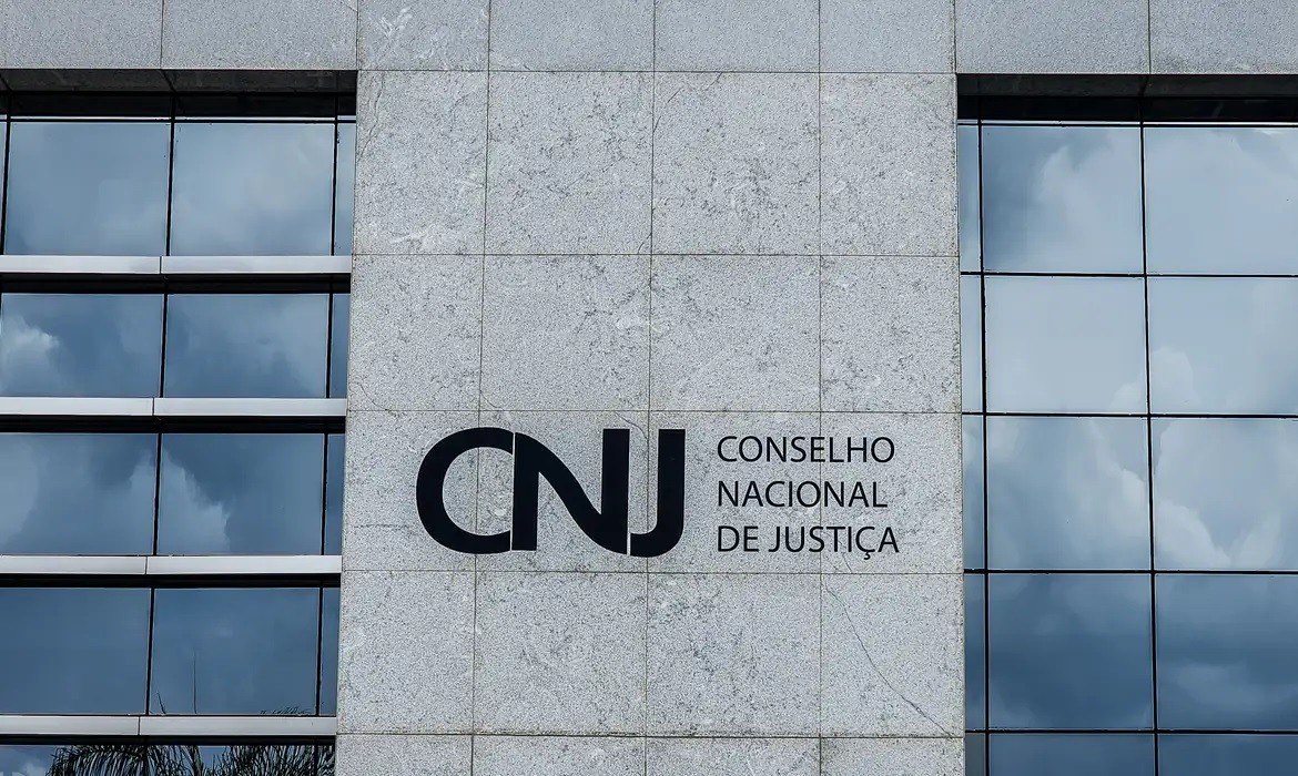 Justiça passa a ter sistema único digital para penhora e arresto de imóveis - QTU Questões do Universo