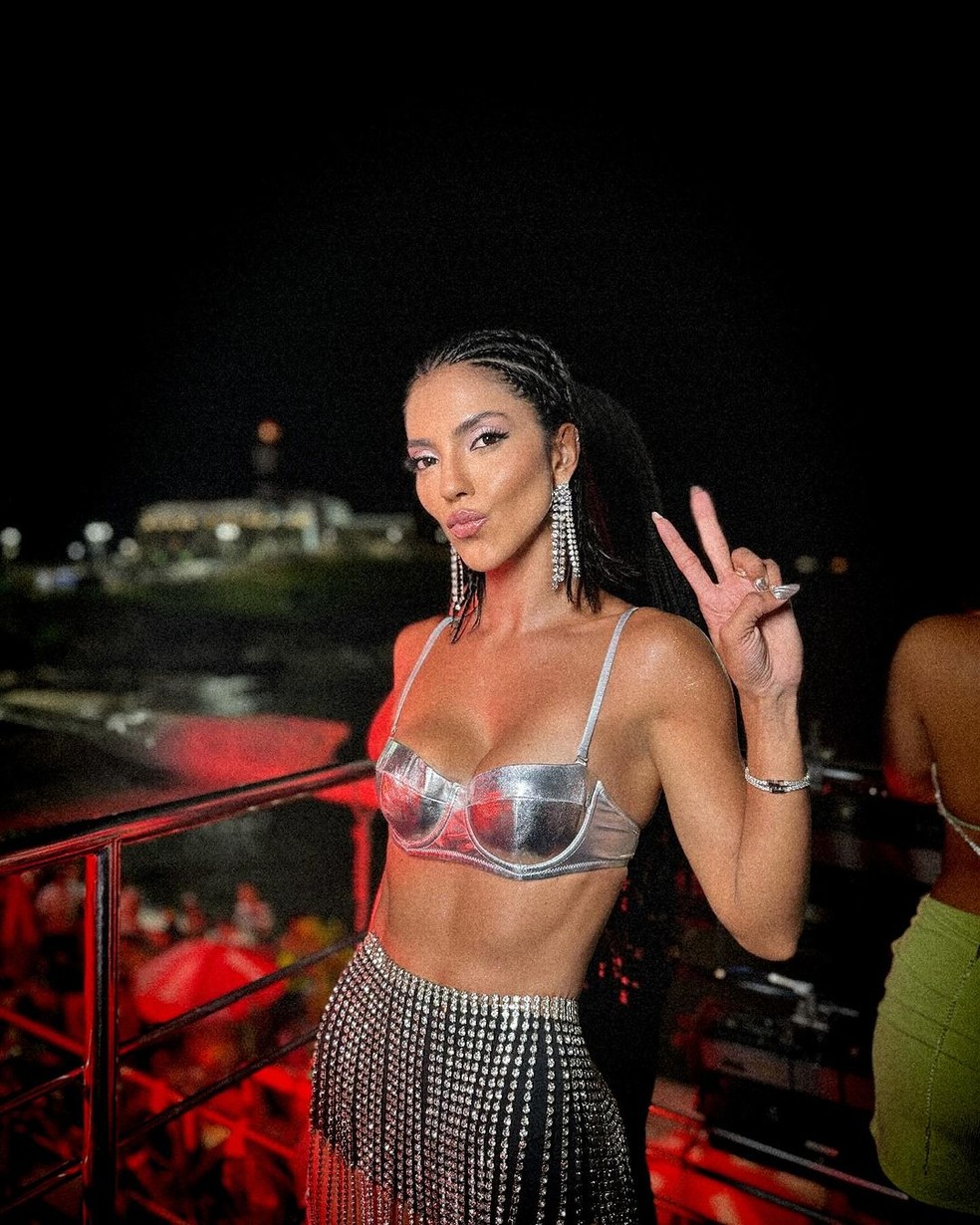 Marilia Nery, mulher de Everton Ribeiro, curte primeiro carnaval como nova moradora de Salvador &mdash; Foto: Reprodu&ccedil;&atilde;o/Instagram
