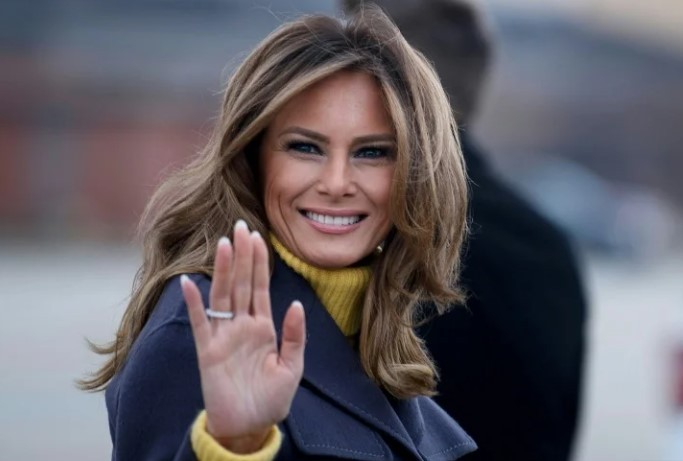 Deputado sugere que Melania pode ser deportada se tiver violado leis de imigração