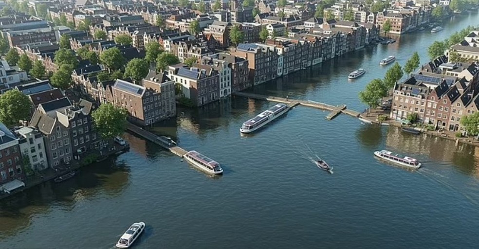 Amsterd&atilde; (Holanda) 'inundada em 2100' &mdash; Foto: ImageFX