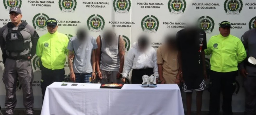 Cinco pessoas foram presas em conex&atilde;o com a morte de Mar&iacute;a Camila e sua beb&ecirc; &mdash; Foto: Reprodu&ccedil;&atilde;o