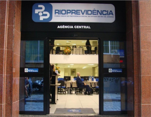 Rioprevidência: PF faz operação para apurar possíveis desvios no fundo envolvendo Banco Master