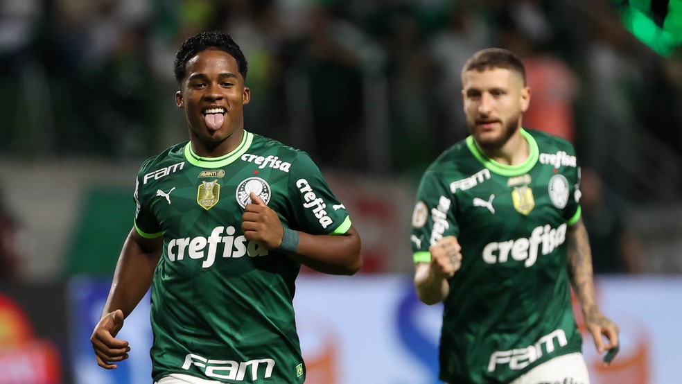 Endrick marcou um belo gol para abrir o placar para o Palmeiras  Foto: Cesar Greco/Palmeiras