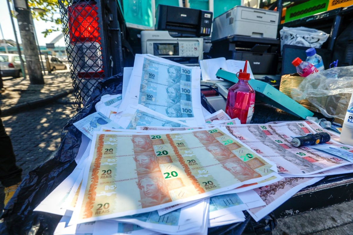 R$ 9,7 bilhões por ano: entenda porque custos relacionados à insegurança chegam a esse valor no Rio - QTU Questões do Universo