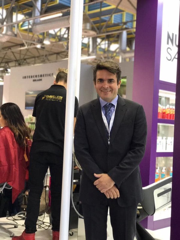 Jomar Beltrame, o novo "Seu Embelleze" — Foto: rep/ Facebook