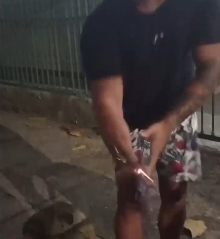 Momento em homem efetura disparo contra entregador de aplicativo