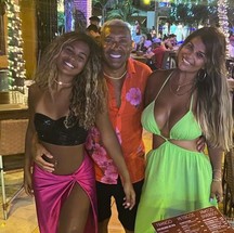 Tiririca com a mulher e a filha